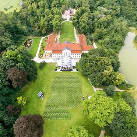 Guest house Julia-suite Emkendorf 3*